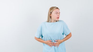 Porque o intestino fica preso no pós-operatório?